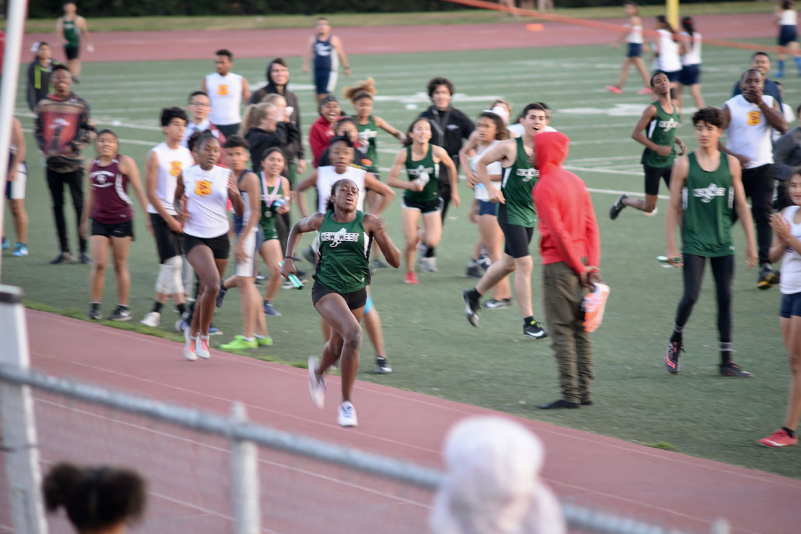 2018-01-track-field-skye-finish